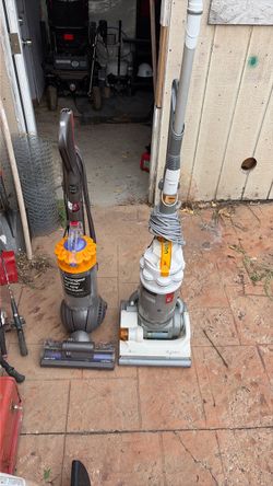 X2 Dyson vacuum combo