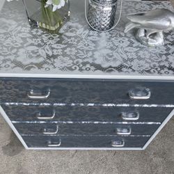 Pretty Small Dresser In Grey Gold Holographic Effect 