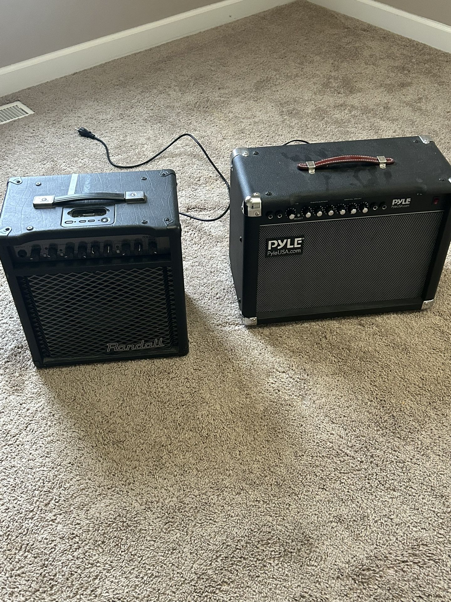 Guitar Amplifiers 2x Randall And Pyle 