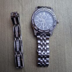 Rocawear Watch And Bracelet Set 