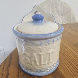 Hanging Salt Jar With Lid