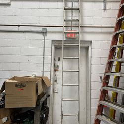 20ft Metal Ladder / 16ft Metal Ladder 