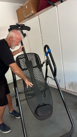 Inversion table