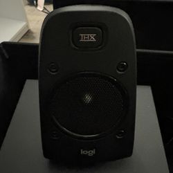 Full Logitech THX Speaker Set With Subwoofer