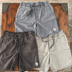 3 Pairs of Vans Beach Shorts Men’s Medium 32