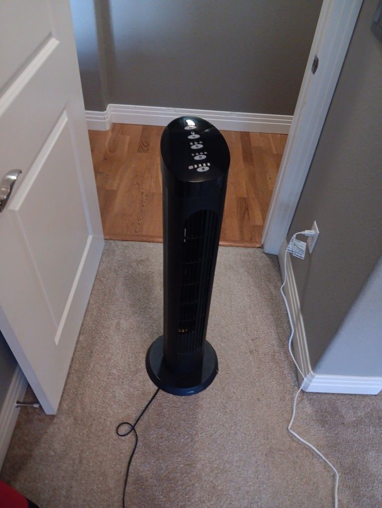 Tower Fan With Remote - Cascade