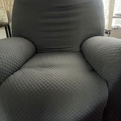 FREE! Recliner w/ Blue Cover 