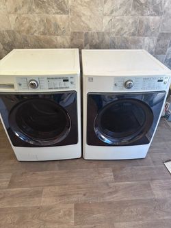 Kenmore set gas or electric laundry