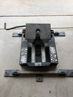Fifth Wheel Hitch
