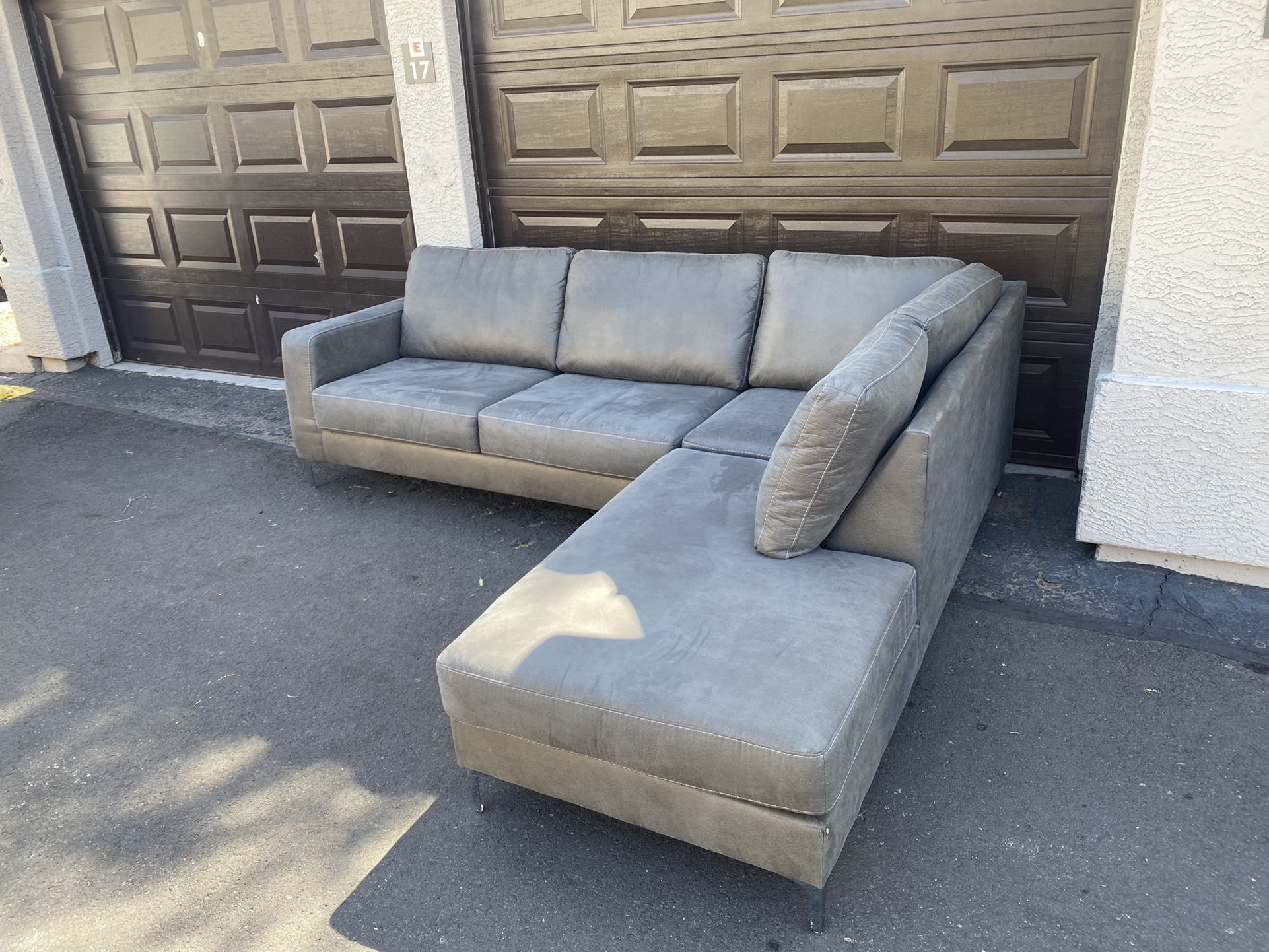 FREE DELIVERY Modern Gray Pleather Sectional 