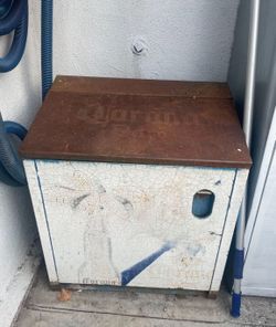 Vintage Ice Chest
