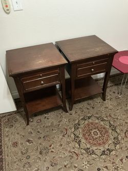 19”x18”x27”H Pair of Dark Wood Nightstands