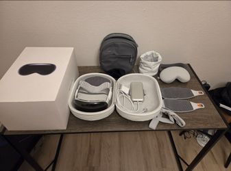 Apple Vision Pro M2 512GB with various accessories as a gift