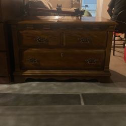 All Wooden Dresser