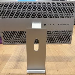 Apple Pro Display XDR 6K 32” monitor with Pro Stand and VESA Kit