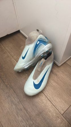 Boys 1Y soccer cleats