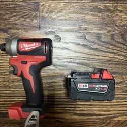 MILWAUKEE M18 IMPACT DRIVER