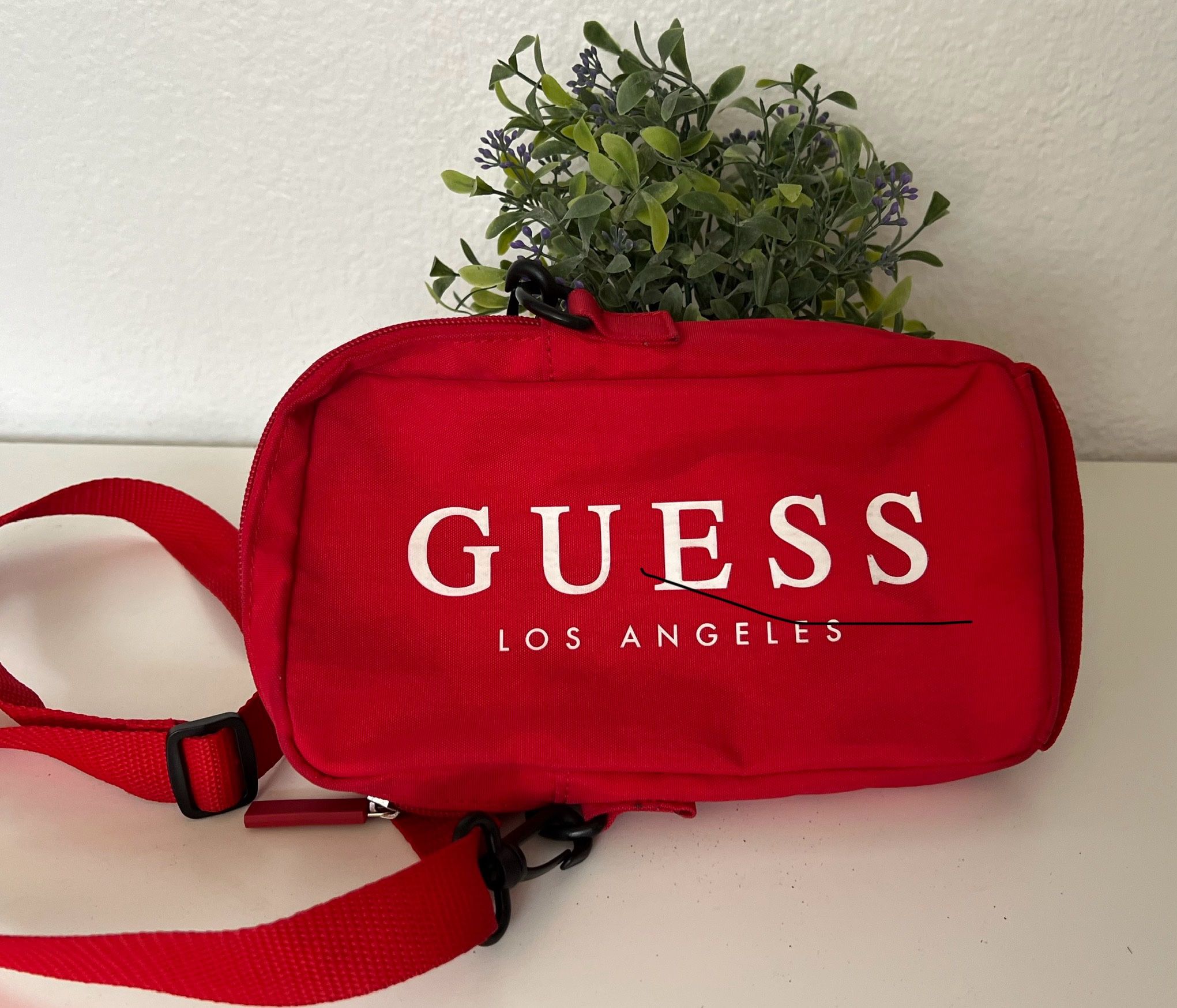 Guess Crossbody Shoulder Sports Active Red Bag Womens Accessories Adjustable 