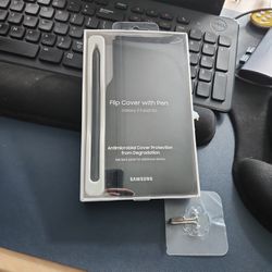 Samsung Galaxy Z Fold 3 Cover With S-pen. New