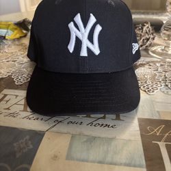 New ear SnapBack hat