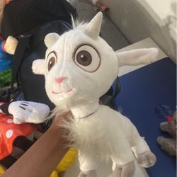 Despicable Me Plushy Goat