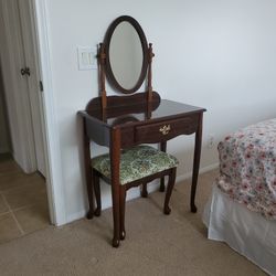 Small Dresser With Stool Chair.