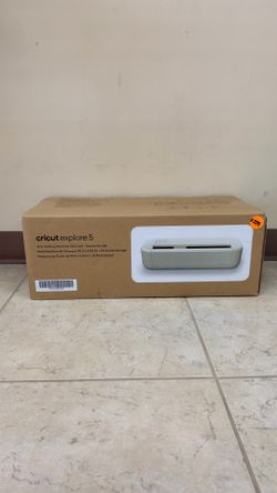 CRICUT EXPLORE 5 12” CUTTING MACHINE