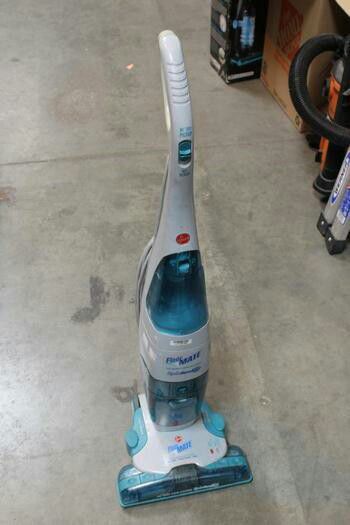 Bissell Floormate Spinscrub H3000 Vacuum Cleaner For Sale In