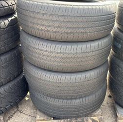 235 55 20 Bridgestone Set of 4 Used in Excellent Condition