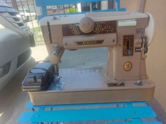 VINTAGE SINGER SEWING MACHINE MODEL 401A ZIG ZAG  METAL FROM 1953 WORKING GREAT $150