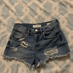 Vintage ‘Bullhead’ Jean Shorts 🩳
