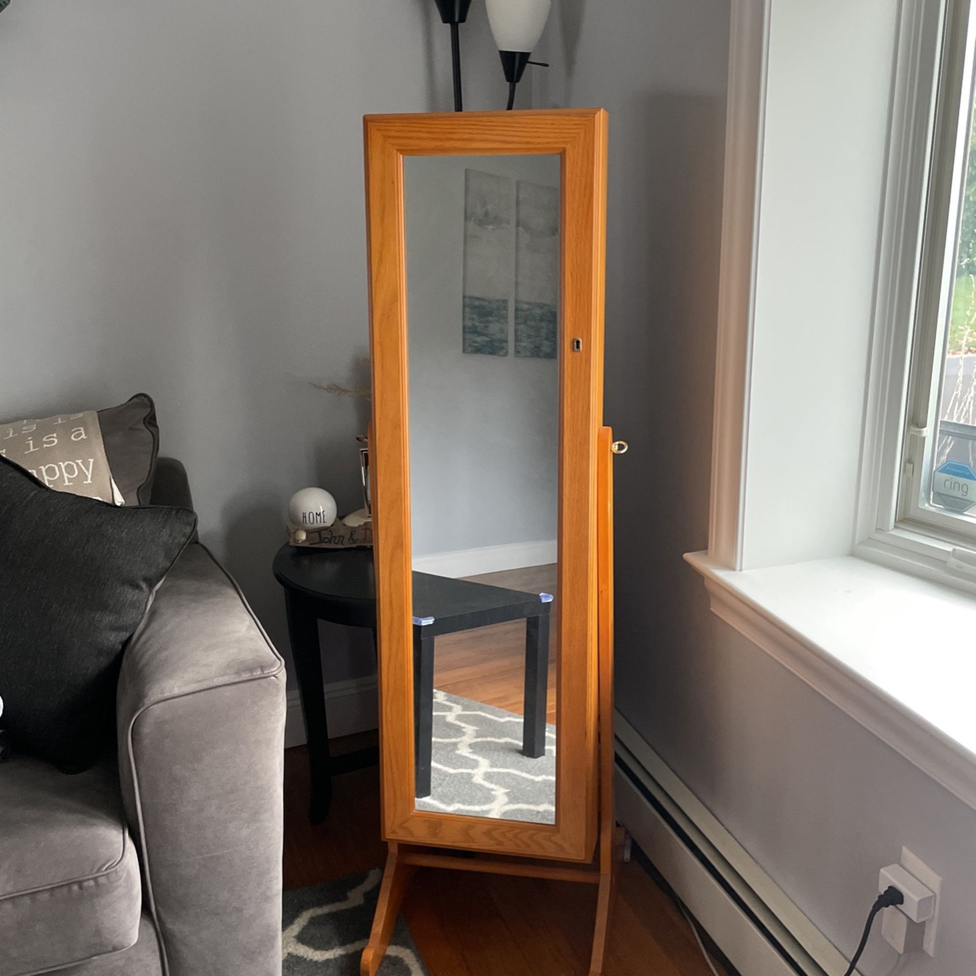 Jewelry Stand Mirror