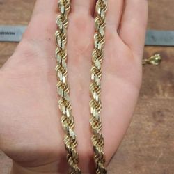 OBO Rope chain 7mm with Jesus pendant. Gold plated 925 silver 148 grams