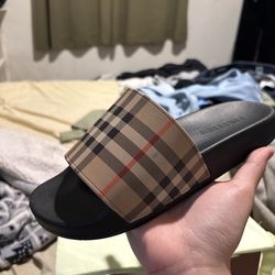 Burberry slides
