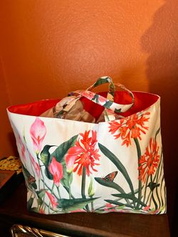 Estee Lauder Cala Lily Canvas Tote Bag