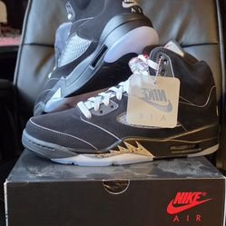 Jordan 5 black metallic reimagined