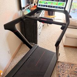 Peloton Tread