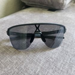 Mens  Oakley  sunglasses
