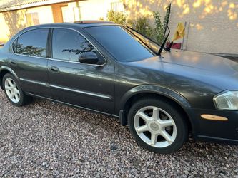 2000 Nissan Maxima