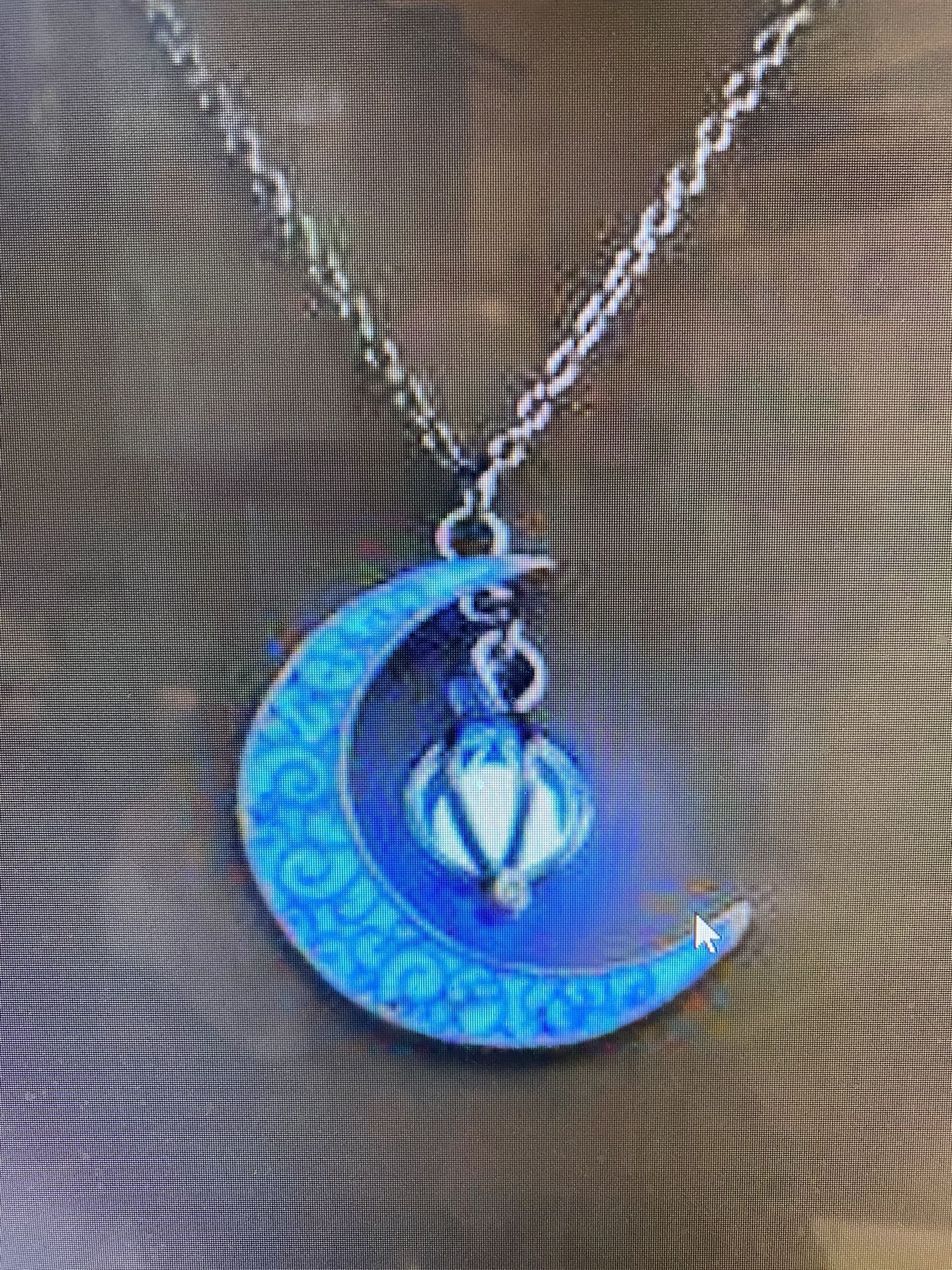 Dark Crescent Moon Girls Glowing Necklace Pendant