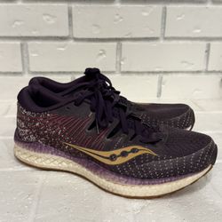 Purple Saucony Liberty ISO 2 running shoes- Woman’s Size 8.5