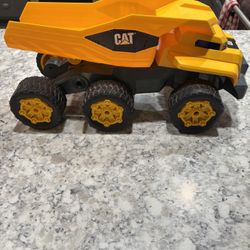 CAT Construction Toy Dump Truck