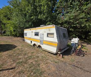 Free Old Camper