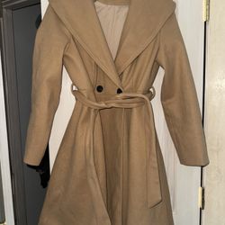 Size M Tan Winter Coat Worn Twice 