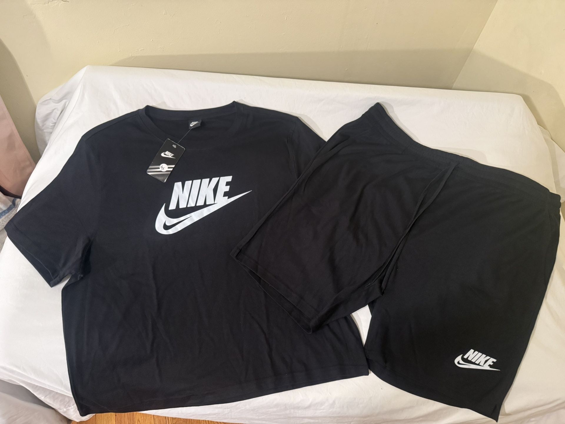 Nike Short Set