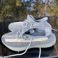 Damages Yeezys -ash Blue 