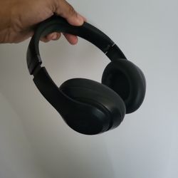 Beats Studio Pro
