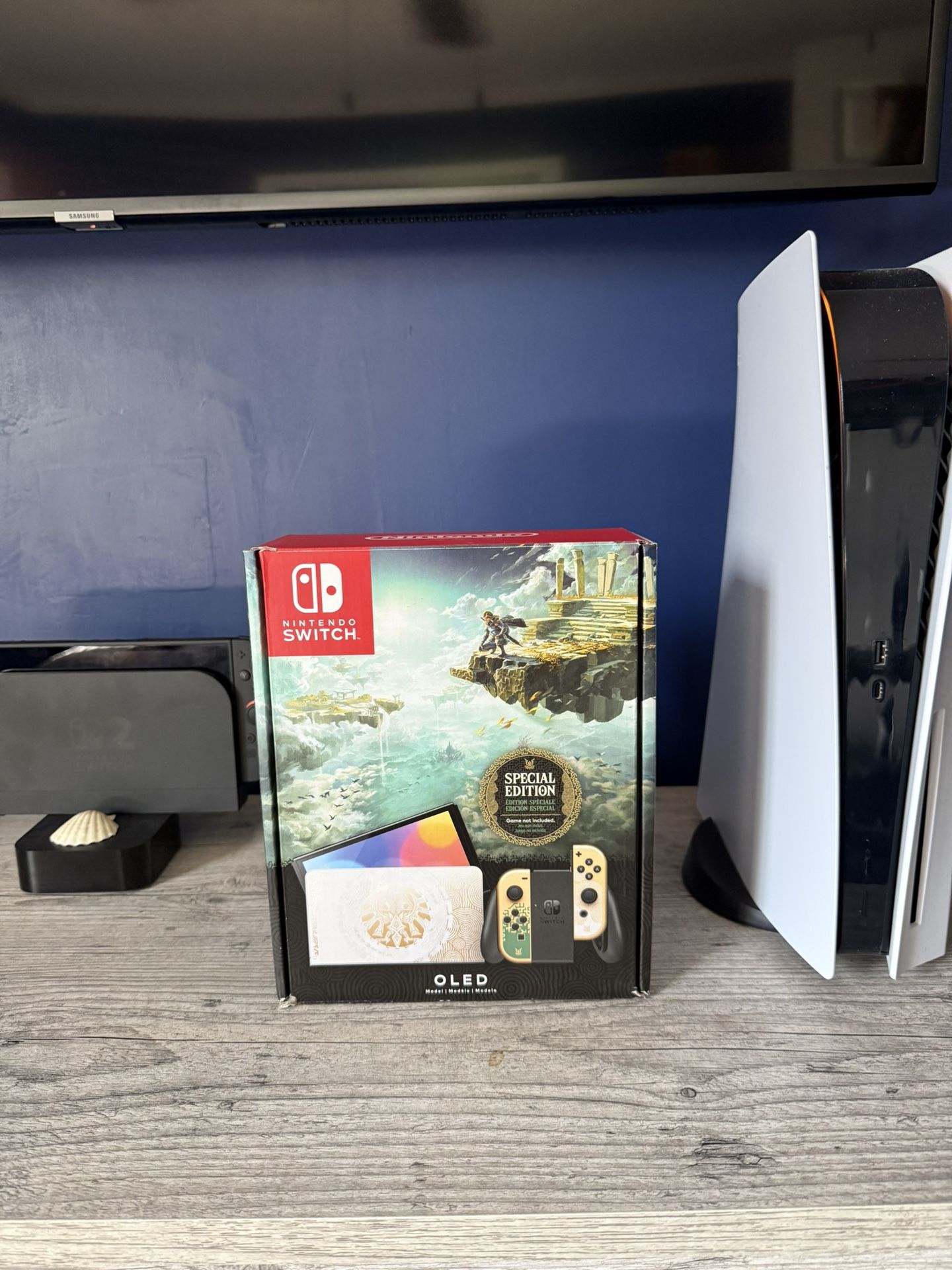 Nintendo switch OLED Tears Of The Kingdom Edition