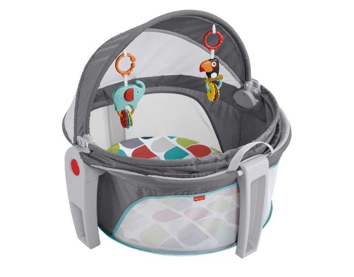 Fisher-Price Portable Bassinet On-The-Go Baby Dome