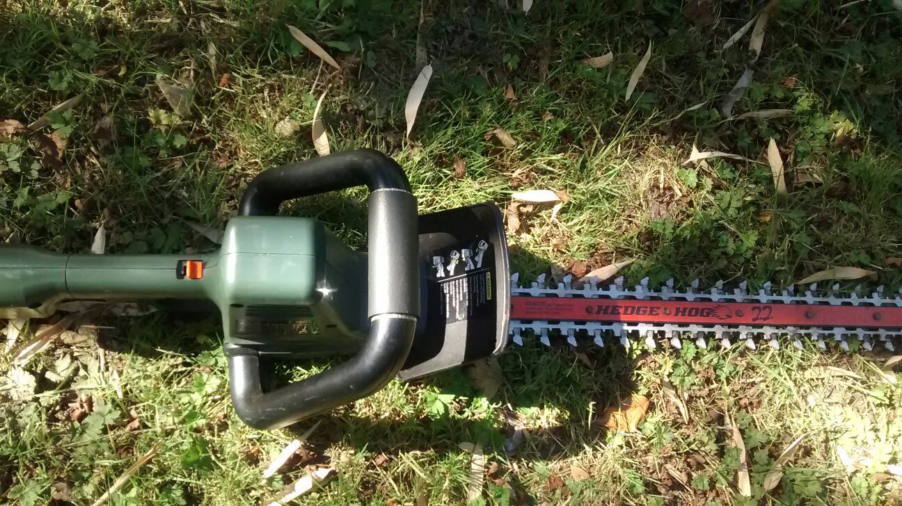 Hedgehog on sale hedge trimmer
